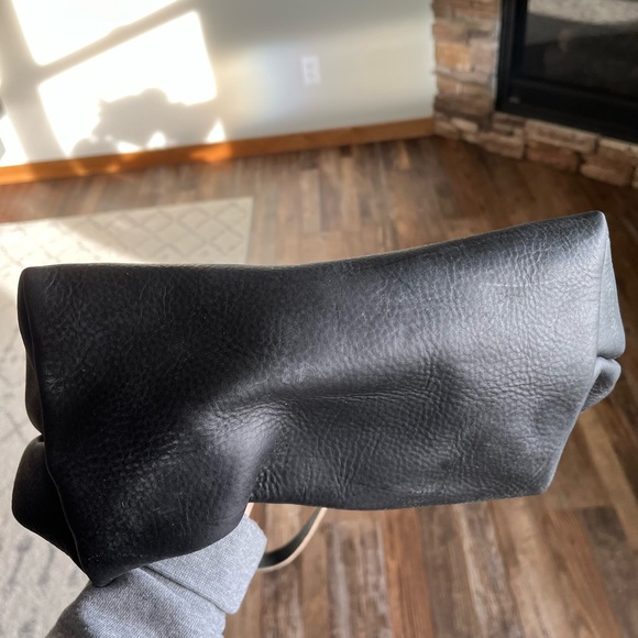 KMM and Co black Kodiak tote - Picture 5 of 6